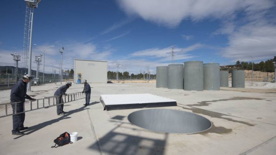 Imatge del magatzem individual de residus nuclears instal·lat al complex nuclear d´Ascó. Foto: joan revillas