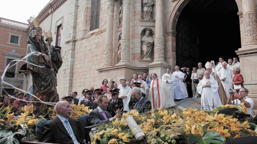 La processó de baixada de la Mare de Déu de la Serra és l´acte central de les Festes Extraordinàries. Foto: DT