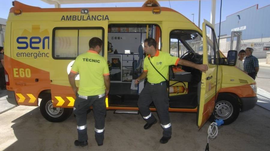Una ambulància del Servei d´Emergències Mèdiques (SEM) de la Generalitat. Foto: JOAN REVILLAS