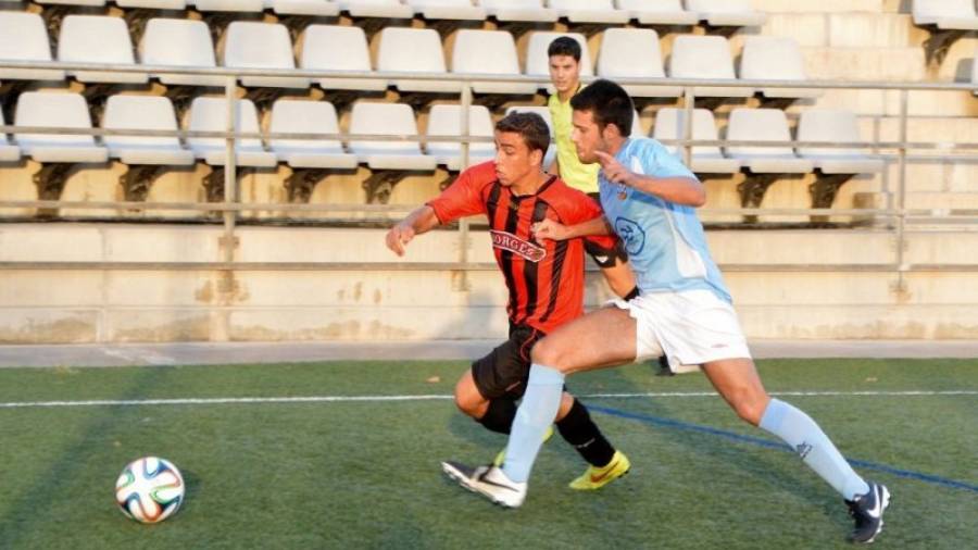 David Haro se estrenó como goleador rojinegro en el partido de ayer. Foto: CF Reus