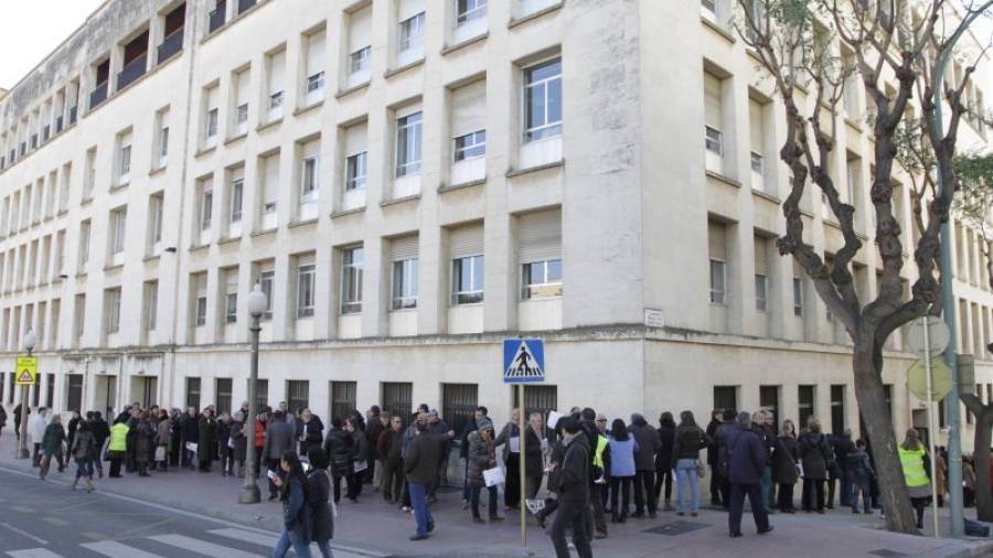 El 30 de diciembre unas 200 personas se autoinculparon en el Juzgado de Guardia de Tarragona. Foto: Pere Ferré