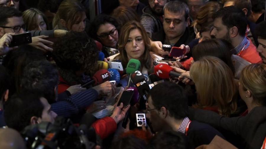 La presidenta andaluza, Susana Díaz, hace declaraciones tras la reunión del Comité Federal del PSOE. Foto: EFE