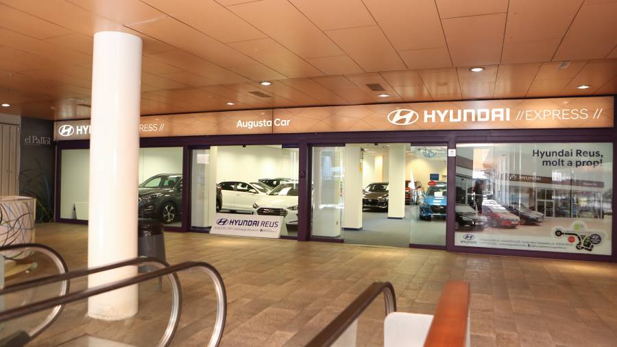 Hyundai- Augusta Car ha abierto en el Pallol, donde hasta hace unos meses se ubicaba la cadena de electrodom&eacute;sticos Mir&oacute;. FOTO: ALBA MARIN&Eacute;
