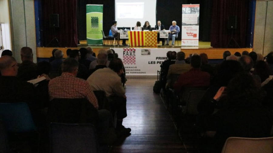 Pla obert de l'assemblea de la CONFAVC celebrada a Tarragona.