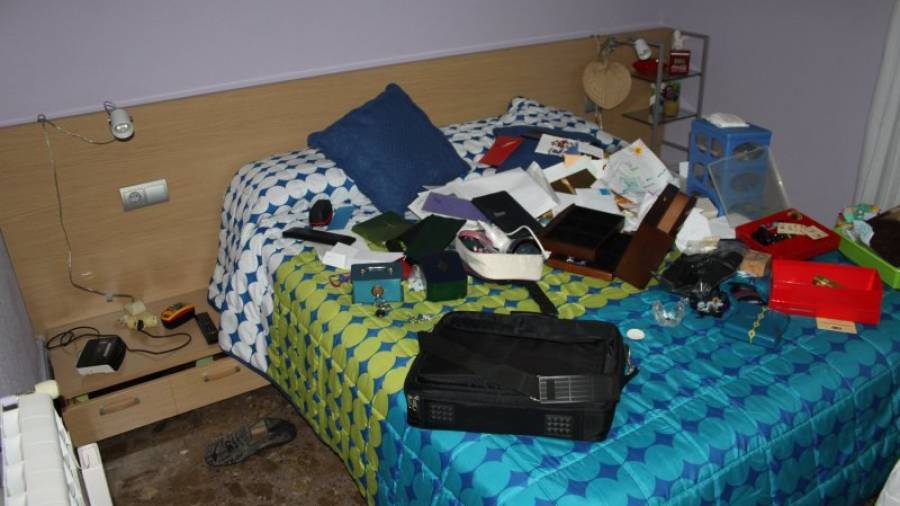 Imagen que encontraron los dueños de uno de los pisos robados al volver de vacaciones. Foto: DT