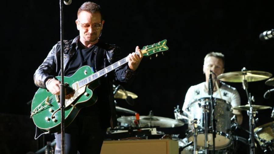 El cantante de U2 en un concierto en Barcelona, el 2015. Foto: ACN
