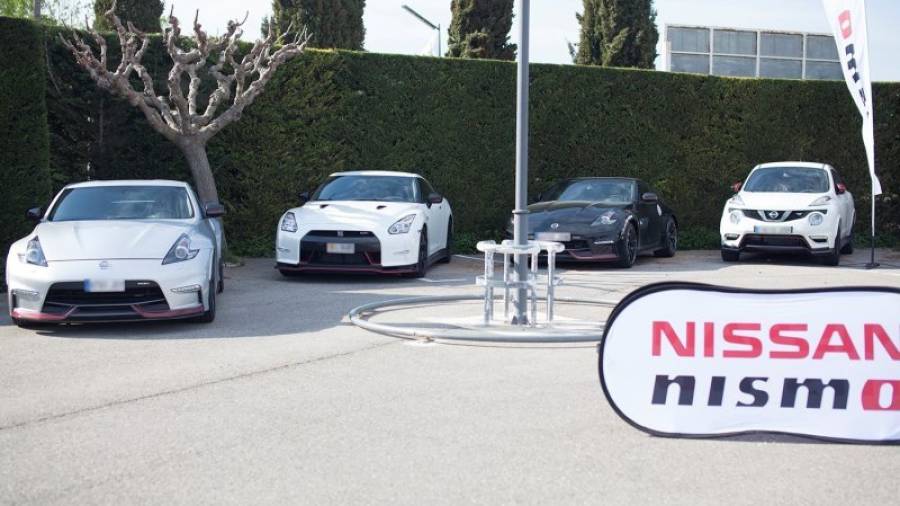 El piloto de rallyes Nil Solans realizó las funciones de coche 0 de la caravana al volante de un Nissan Juke NISMO RS.