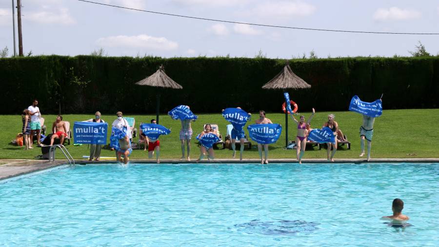 Se han sumado 500 piscinas en toda Catalunya. ACN