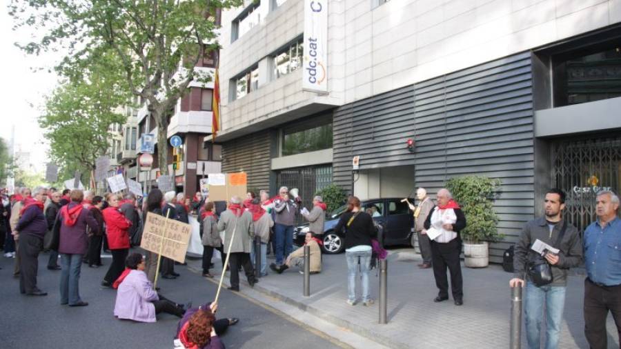 Imagen de la fachada de la sede de CDC en Barcelona, que fue vendida a un grupo inversor. Foto: ACN