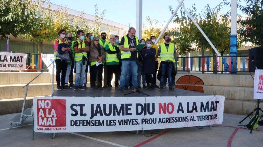 Los municipios del Baix Penedès se oponen a la MAT.