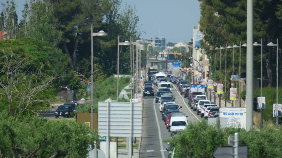 Un acceso al Baix Penedès por la C-31 en Cunit.