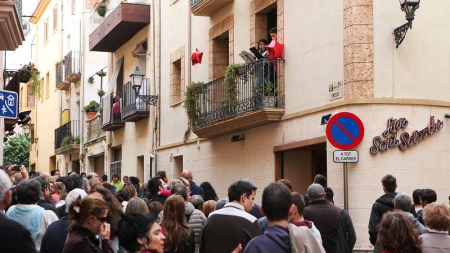 Los jóvenes músicos vivieron ayer una nueva edición de esta cita, que llena de música los balcones y las calles del Barri Antic. Foto: Alba Mariné