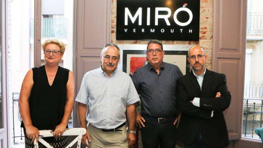 Moment de la signatura de la col·laboració amb Vermuts Miró, ahir. Foto: alba mariné