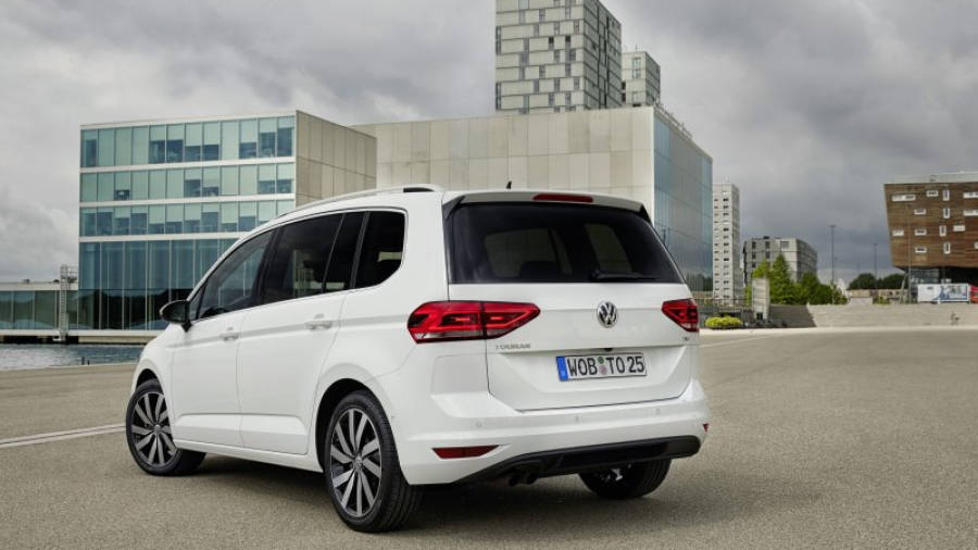 Volkswagen presenta la nueva generación de Touran.