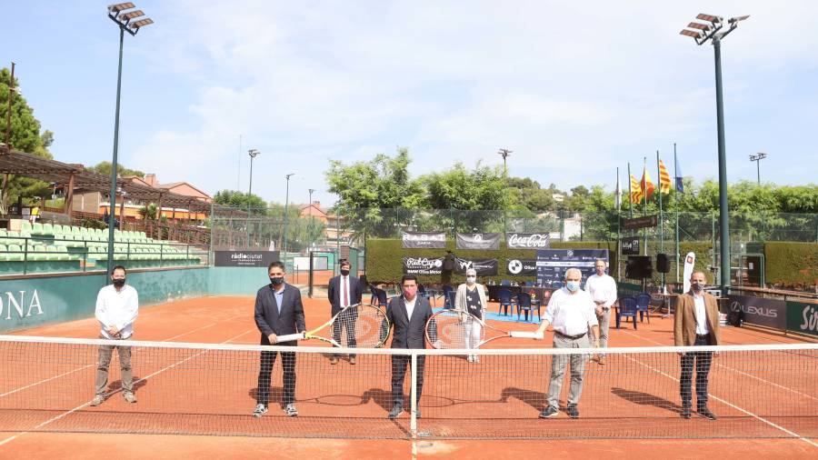 La presentación de la Red Cup tuvo lugar en la pista central del Club Tennis Tarragona. FOTO: ALBA MARINÉ