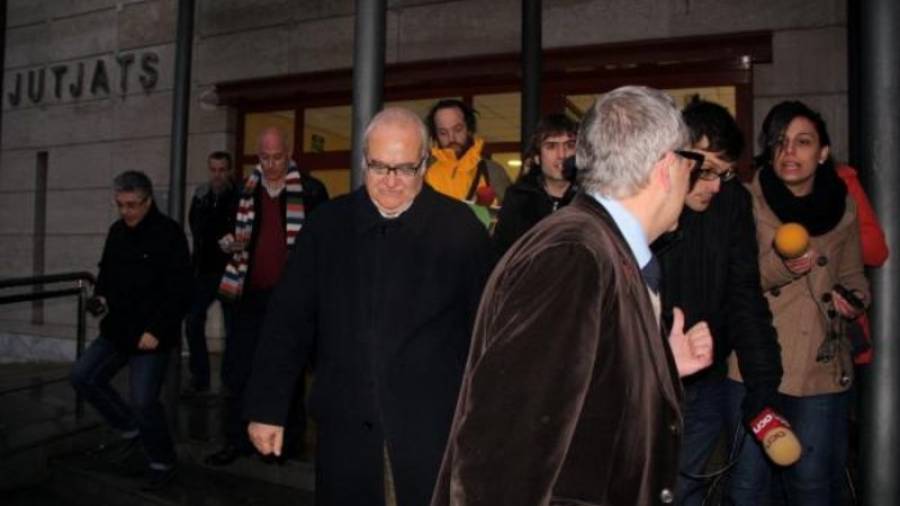 El ex director general de Innova saliendo de los juzgados de Reus justo empezar el caso en 2012. Foto: DT.