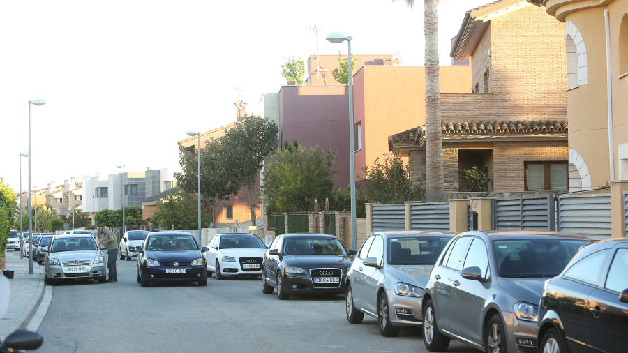 La casa registrada se encuentra en la calle Carrasclet de la urbanización Molí de la Torre, en la zona de Llevant de Cambrils. FOTO: ALBA MARINÉ