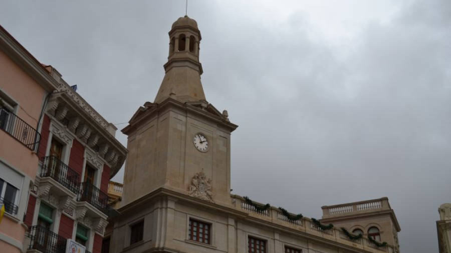 Imatge del rellotge del campanar municipal ja en funcionament. Foto: Ajuntament de Reus