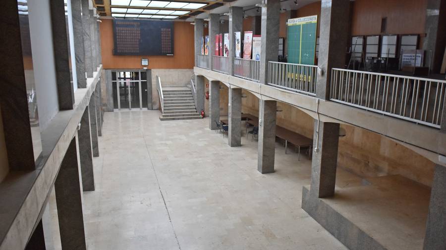 L´antiga sala de contractació de la Llotja de Reus ja és propietat de la Cambra de Comerç. FOTO: ALFREDO GONZÁLEZ