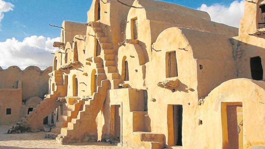 La regi&oacute;n tunecina de Tataouine se convertir&iacute;a en el planeta hom&oacute;nimo ‘Tatooine’. FOTO: dt