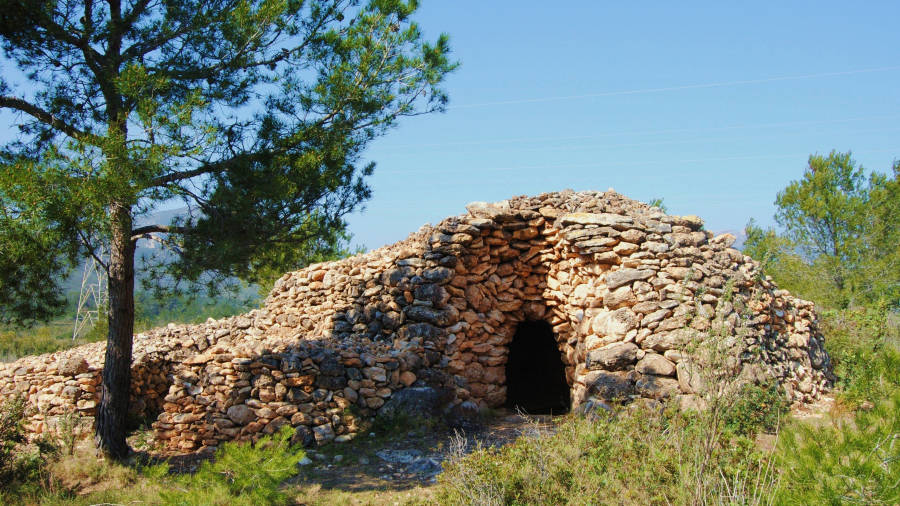 Las casitas de piedra seca est&aacute;n en el interior de Tarragona. FOTO: Cedida