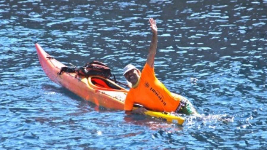 Alfred Milà, de 57 años, en una imagen de archivo en un kayak. Foto: cedida