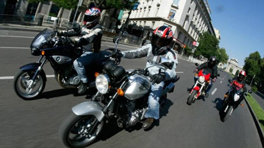 Motos.net y ANESDOR han presentado el estudio “Movilidad en Moto 2020”, basado en una encuesta a más de 3.000 internautas.