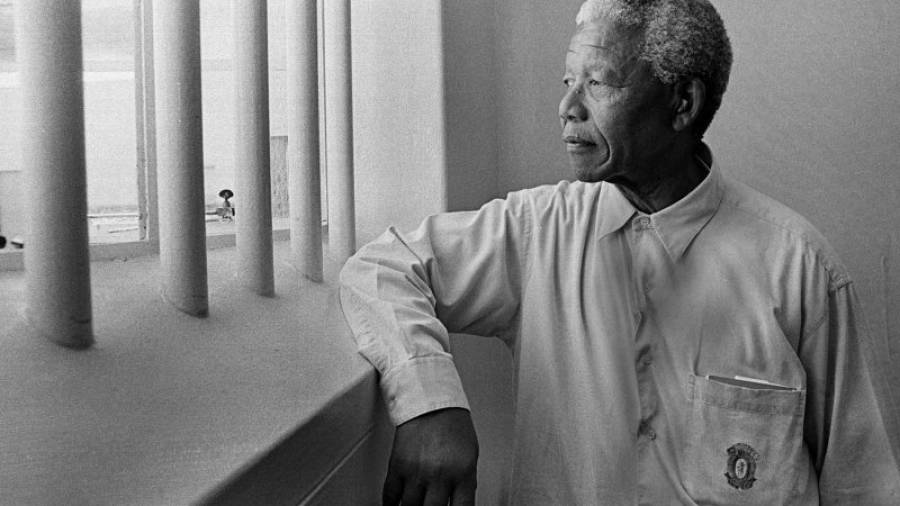 Nelson Mandela, encarcelado 27 años por sus ideas, es puesto como ejemplo de resiliencia. Foto: DT