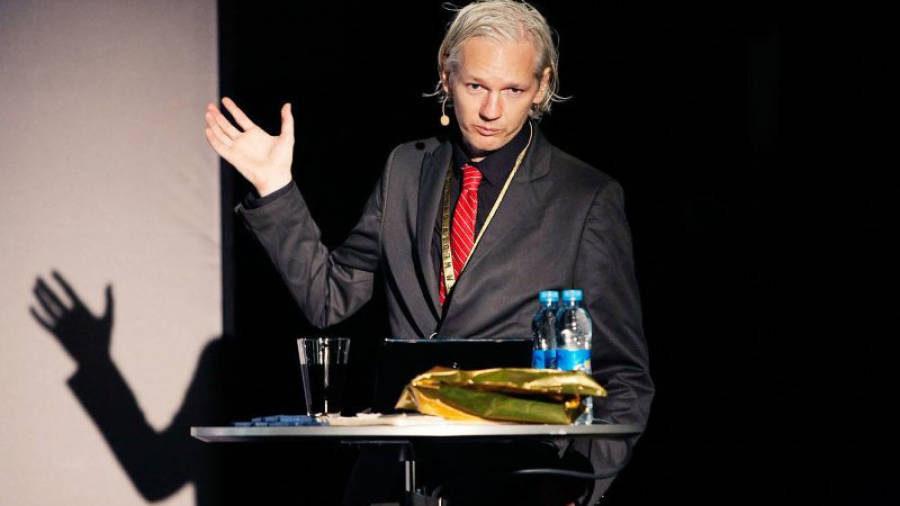 Julian Assange, líder de Wikileaks, en una conferencia de prensa