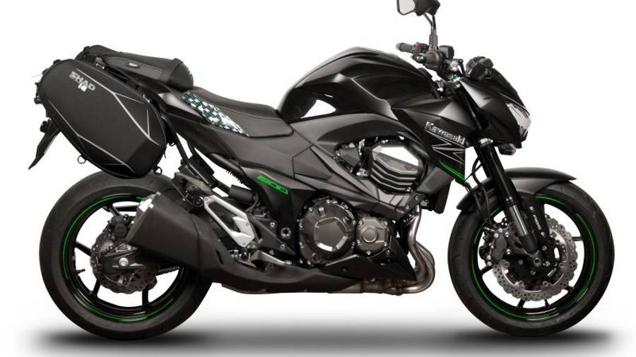 Kawasaki Z800, la compañera perfecta de viaje, una naked con personalidad y rasgos agresivos.