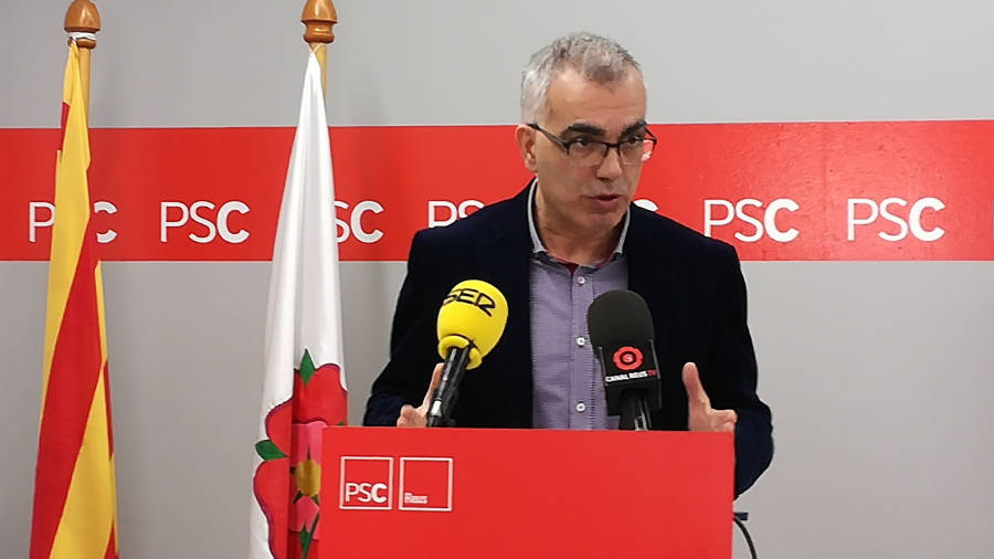 Martín, anunciando ayer su candidatura a primer secretario del PSC de Reus. FOTO: CEDIDA