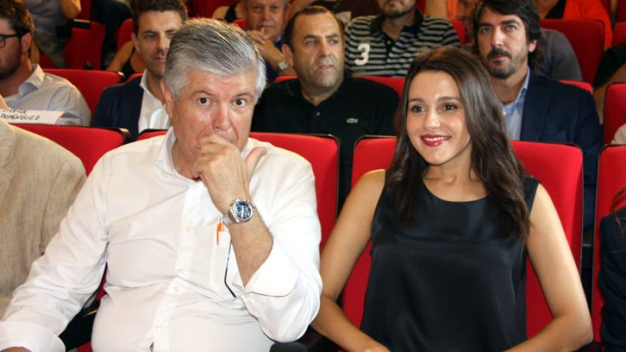Matías Alonso, candidat de Ciutadans per Tarragona, i Inés Arrimadas, candidata a la presidència de la Generalitat de Ciutadans. (horitzontal)