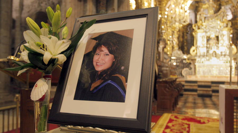 La Catedral de Santiago acogiÃ³ el funeral de Denise el 16 de septiembre de 2015. FOTO: XOAN REY/EFE