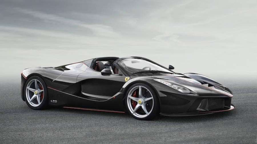 Debuta en Ginebra la última criatura de la Casa Ferrari, el 812 Superfast.