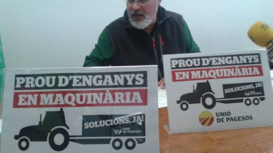El coordinador d\'Unió de Pagesos, Joan Montesó, ahir, presentant la campanyaa Tortosa. Foto: A. Caralt