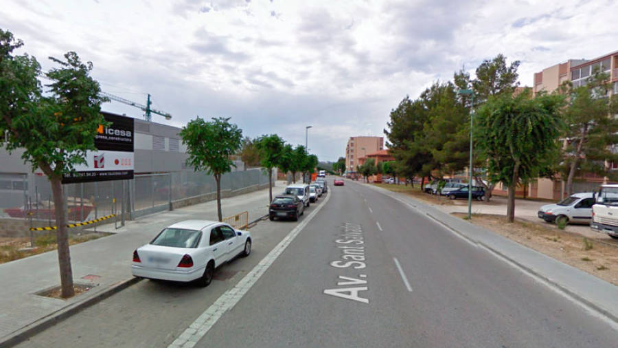 L'home conduïa pel barri de Sant Salvador. Foto: Google Maps