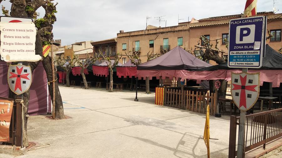 La plaça de Catalunya ja està ambientada. Foto: Àngel Juanpere