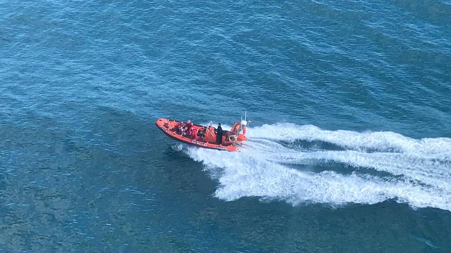 Vídeo. Rescatado un bañista a punto de ahogarse en Tarragona