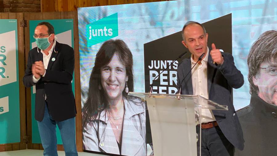 Imagen del primer mitin de campaña de JxCat con Rull y Turull. Foto: Alfrego González