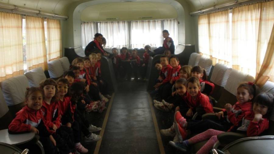 Los niños entraron en un vagón de verdad, para terminar de disfrutar la experiencia