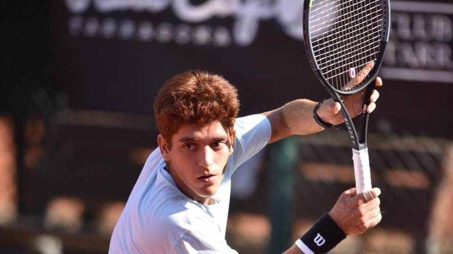 Jordi Garcia da la campanada en la Red Cup de tenis júnior
