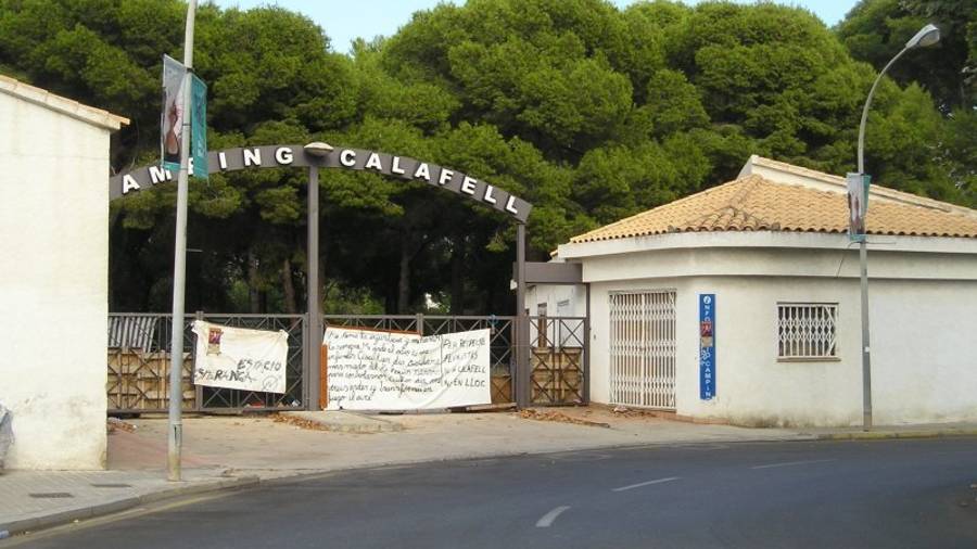 El antiguo camping lleva ocho años okupado después de que estuviese mucho tiempo sin actividad. Foto: JMB