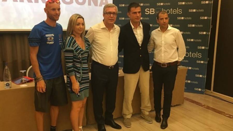El alcalde de Tarragona, Josep Félix Ballesteros, mostró su apoyo a la Maratón. Foto: Juanfran Moreno