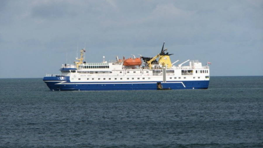El Ocean Nova lleva 98 pasajeros a bordo