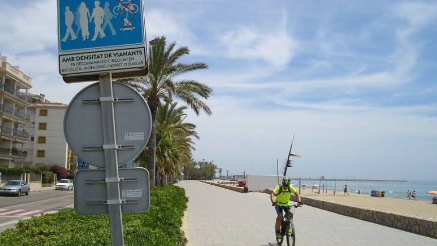 La restricción de bicis en el paseo de Segur comienza a mediados de junio.