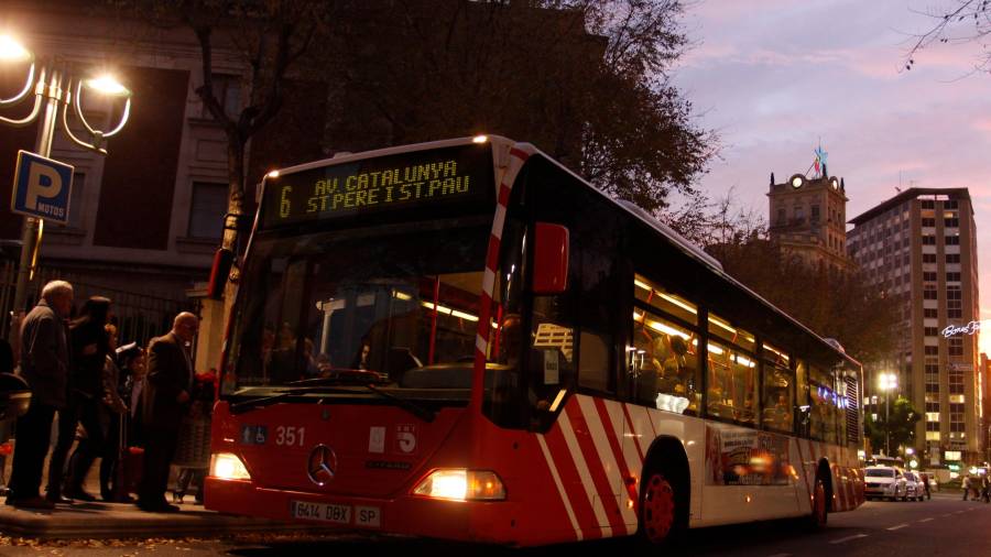 Los hechos ocurrían en la línea de autobús 6 o 54. FOTO: Pere Ferré/DT