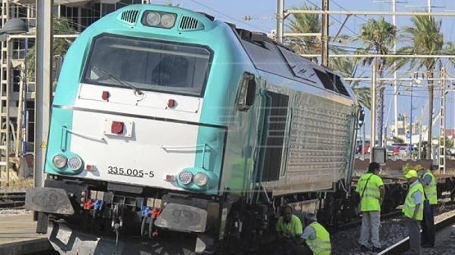 El pasado 27 de julio un tren de mercancías descarriló cerca de la estación de Tarragona. Foto: DT