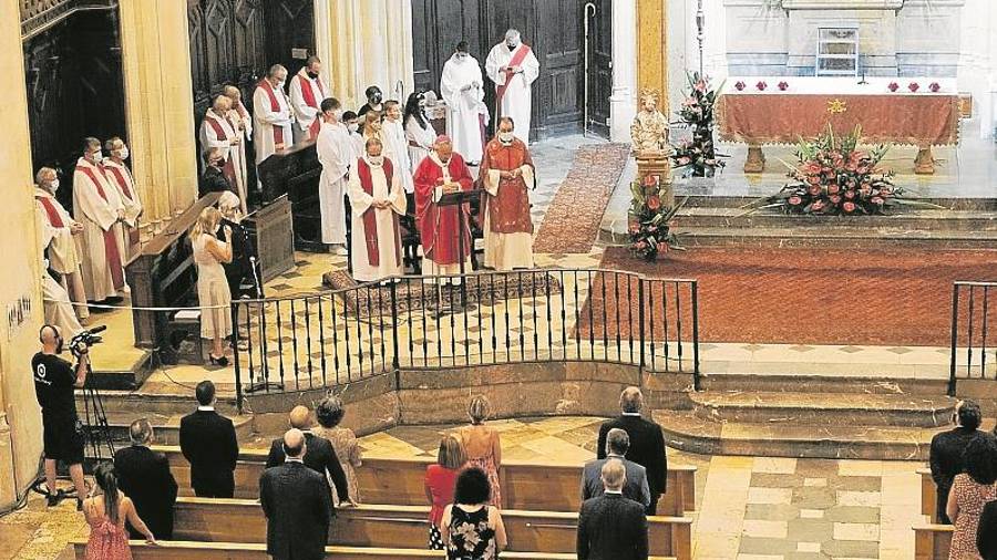 Un instant del Solemne Ofici Concelebrat, que va estar presidit per l’arquebisbe de Tarragona, Joan Planellas. Foto: Fabián Acidres