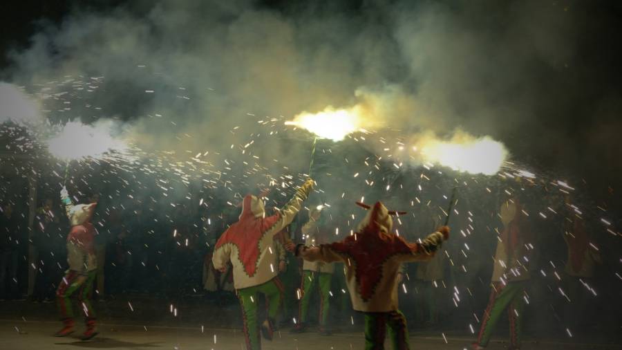 El Carnaval de Tarragona diu adeu amb les actuacions de foc