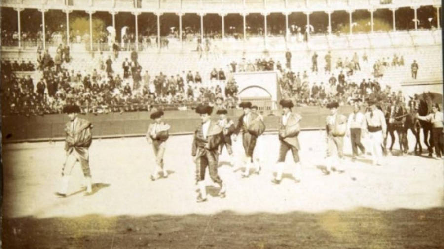 Corrida de toros en la Plaza de Toros en Tarragona, en el año 1900. Foto: Arxiu Ajuntament de Tarragona